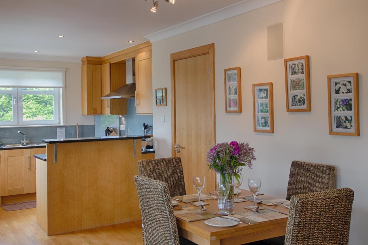 Links Apartment Брора Екстер'єр фото