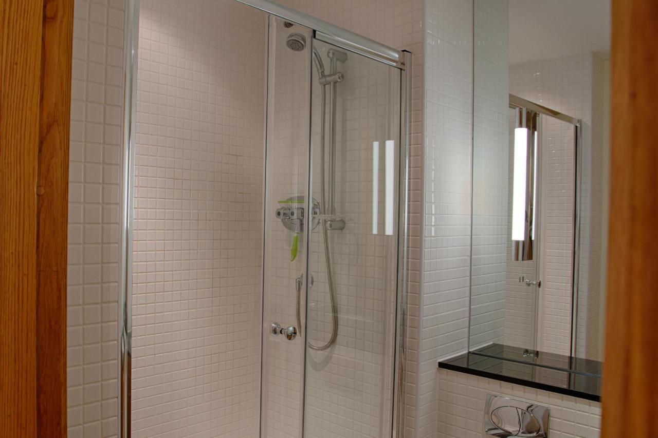 Links Apartment Брора Екстер'єр фото